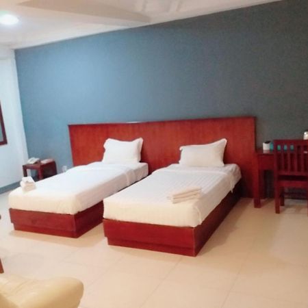 Lanmadaw Plaza Hotel China Town Rangun Kültér fotó